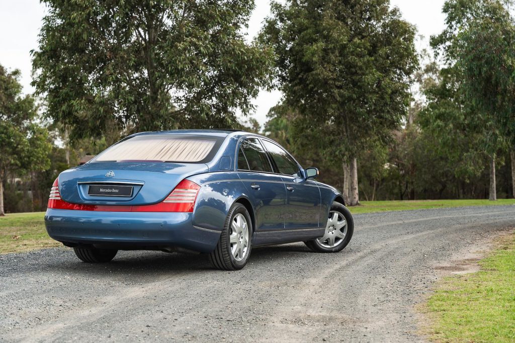 2004 57 (No Badge) Sedan