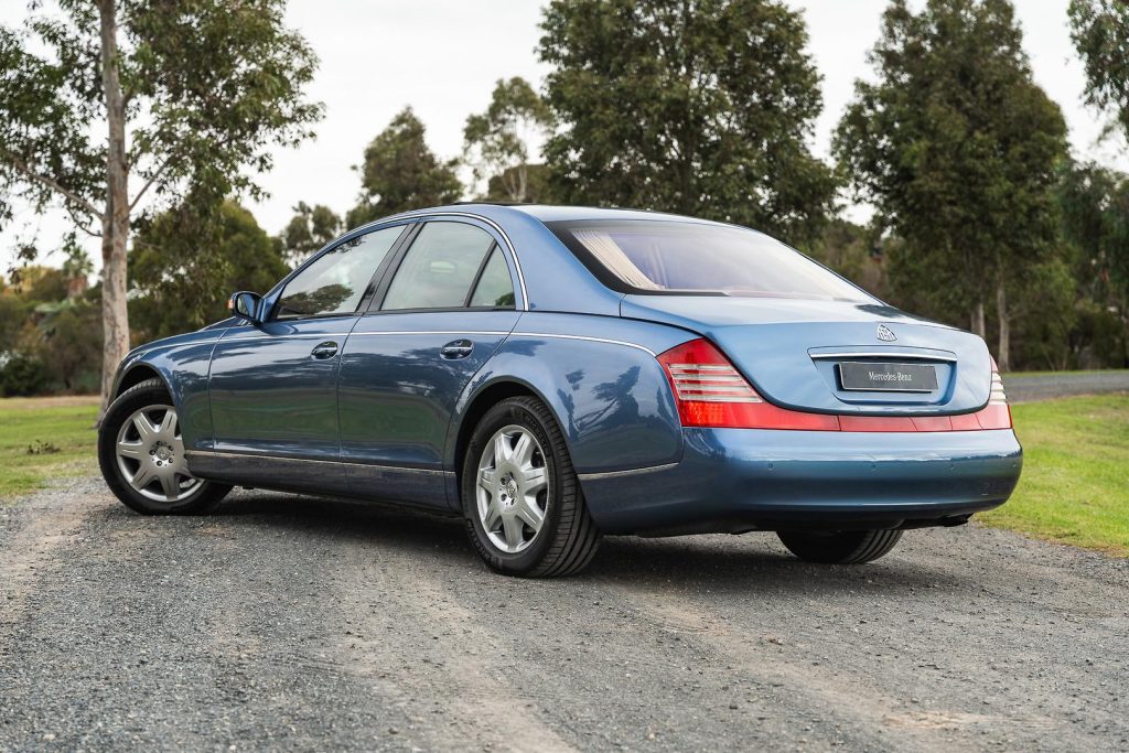 2004 57 (No Badge) Sedan