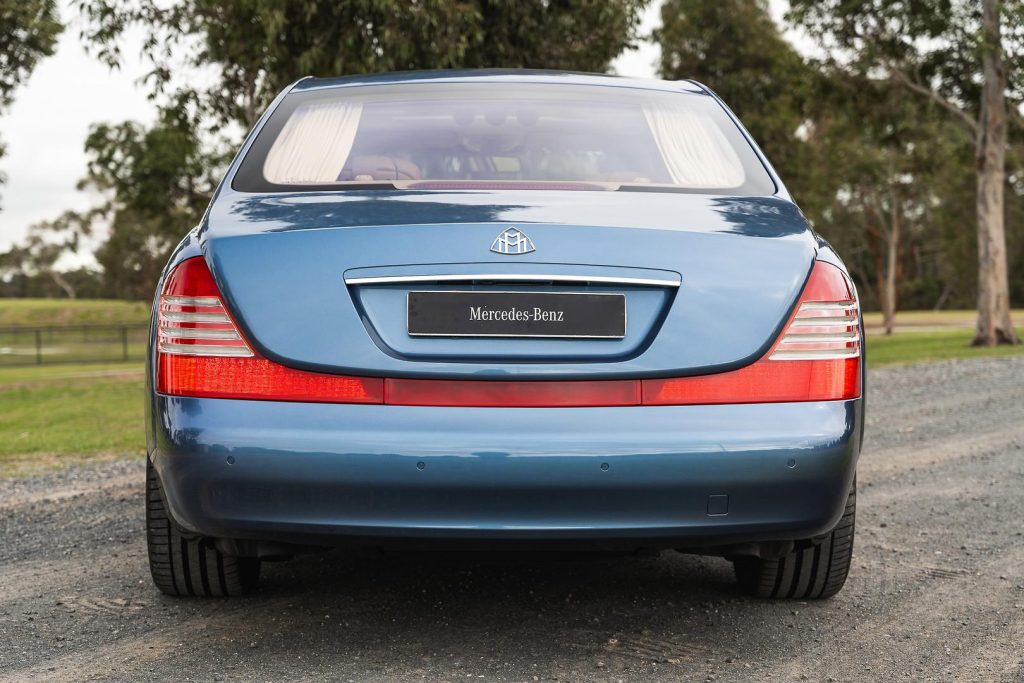 2004 57 (No Badge) Sedan